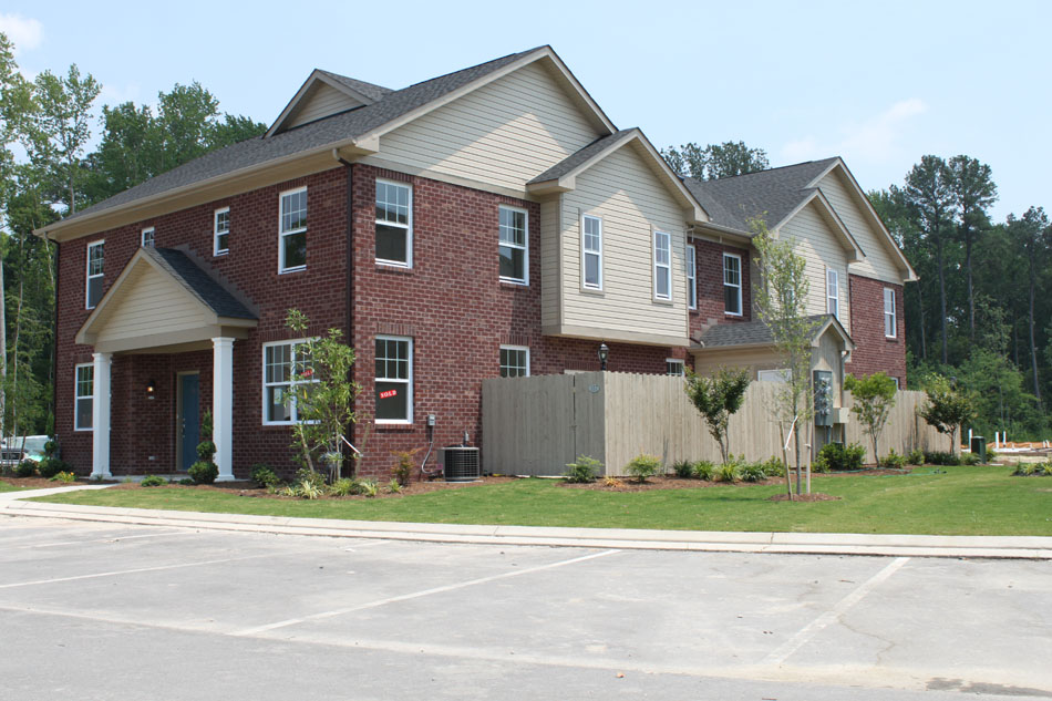 Oakbrooke Crossing, Clearfield Ave Chesapeake, VA 23320 Community