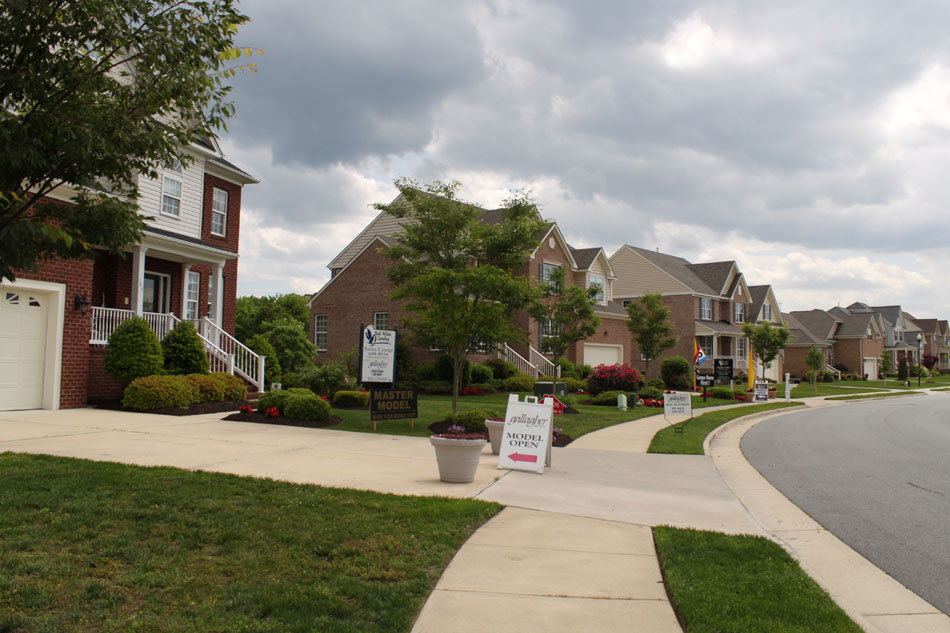 Bob White Landing, Bob White Lane & Shoulders Hill Rd Suffolk Community