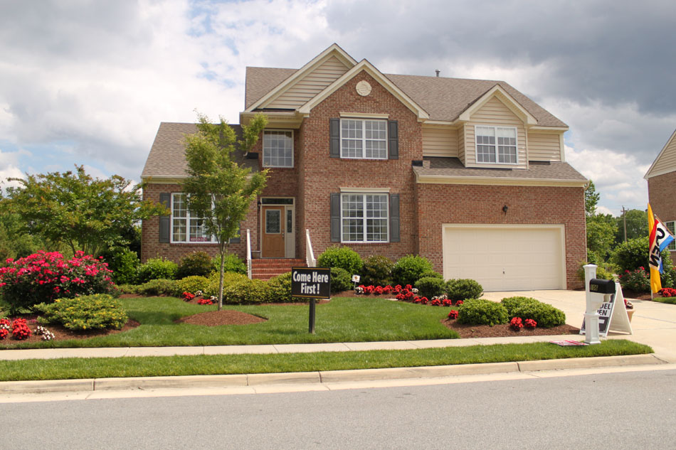 Bob White Landing, Bob White Lane & Shoulders Hill Rd Suffolk Community