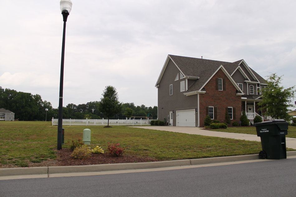 Bridlewood Estates, Nansemond Parkway Suffolk, VA 23434 Community