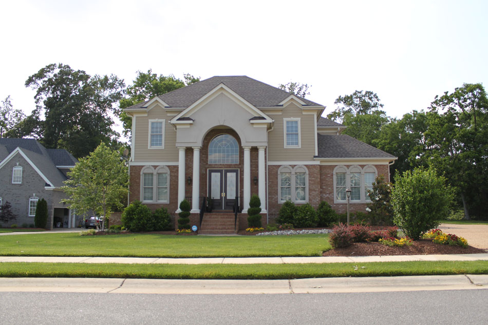 Governor's Pointe, Governor's Pointe Drive & Bridge Rd Suffolk Community