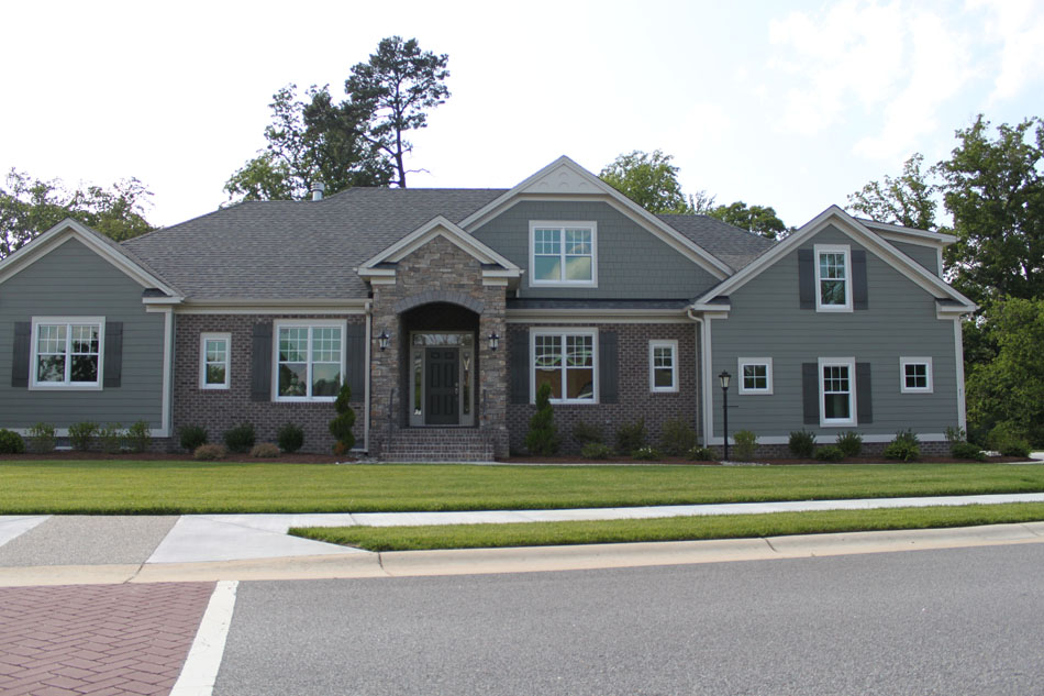 Governor's Pointe, Governor's Pointe Drive & Bridge Rd Suffolk Community