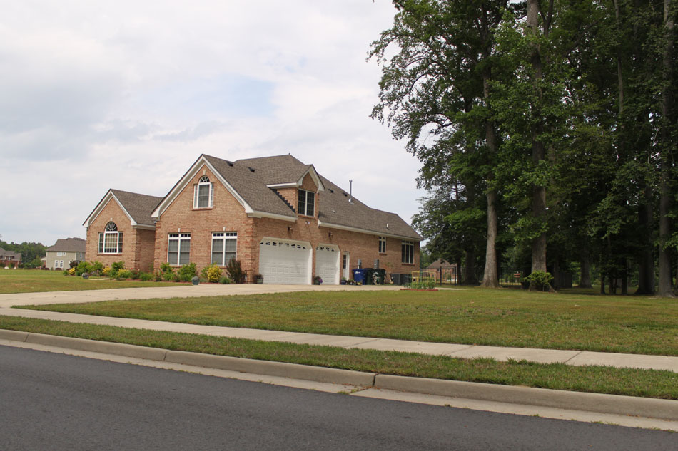 Quaker Neck, Bob White Lane & Green Spring Drive Suffolk Community