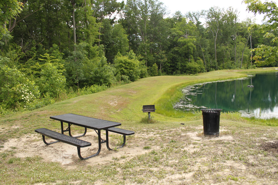 Remington Park, Shoulder's Hill Road & Belmont Blvd Suffolk Community