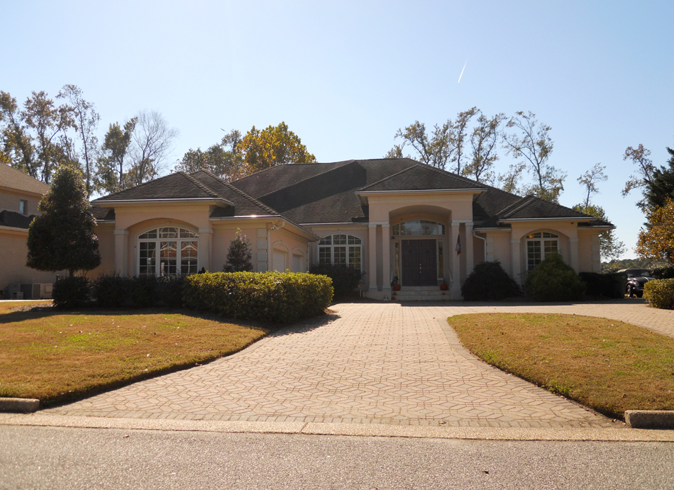 Riverside Estates, Riverfront Drive Suffolk, VA 23434 Community