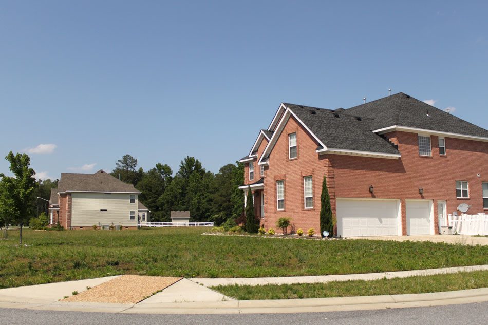 Saddlebrook Estates, Quarter Horse Lane Suffolk, VA 23434 Community